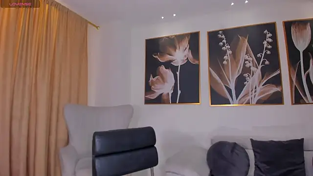 BonnyRose online show from 11-30-25, 06:01