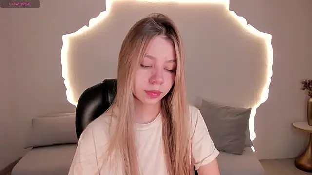 TiffannySins online show from 07-25-26, 07:11