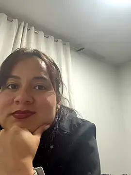 Leonis 0 online show from 10-10-25, 02:10