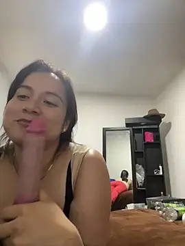 Leonis 0 online show from 10-23-25, 02:44