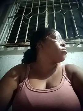 Snapshot of Big_ass_submissive chatting on 02-19-26, 12:39 Big ass submissive online show from 02-19-26, 12:39