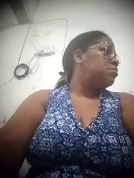 Snapshot of Big_ass_submissive chatting on 03-22-26, 06:17 Big ass submissive online show from 03-22-26, 06:17