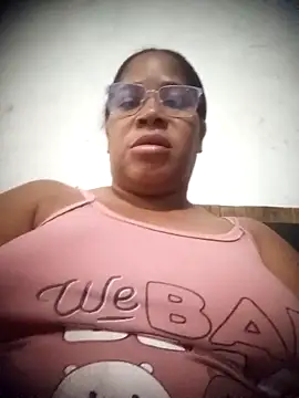 Snapshot of Big_ass_submissive chatting on 03-25-26, 01:33 Big ass submissive online show from 03-25-26, 01:33