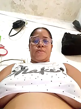 Big ass submissive online show from 05-05-26, 01:41