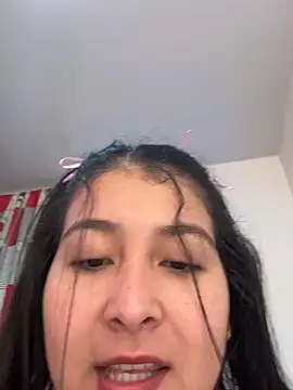 evelyn 1702 online show from 10-13-25, 08:31