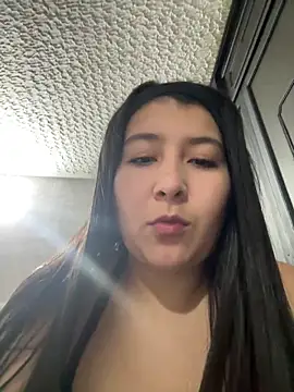 evelyn 1702 online show from 12-14-25, 06:30