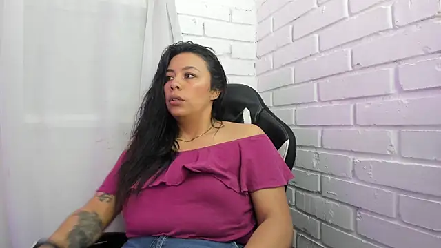 Ashley owens   online show from 09-16-25, 07:15
