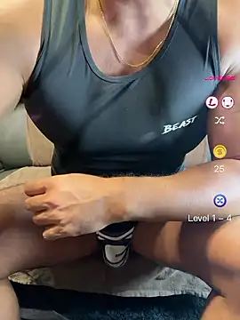 Snapshot of jack_jay0103 chatting on 07-12-26, 12:07 jack jay0103 online show from 07-12-26, 12:07