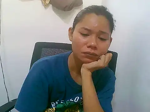 Sweeetgurll online show from 06-14-26, 12:08