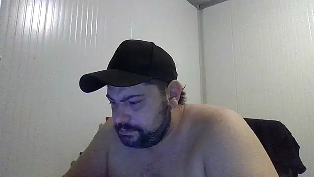Snapshot of giuseppelovisi85 chatting on 09-15-25, 12:43 giuseppelovisi85 online show from 09-15-25, 12:43