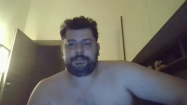 Snapshot of giuseppelovisi85 chatting on 09-22-25, 06:26 giuseppelovisi85 online show from 09-22-25, 06:26