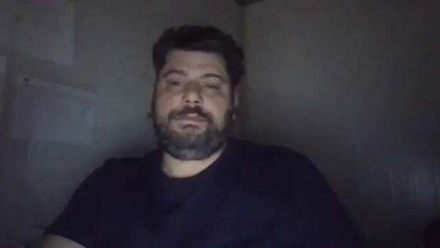 Snapshot of giuseppelovisi85 chatting on 09-28-25, 12:05 giuseppelovisi85 online show from 09-28-25, 12:05