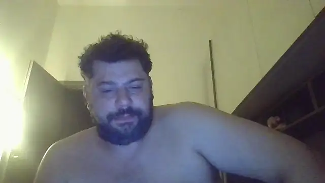 Snapshot of giuseppelovisi85 chatting on 10-01-25, 05:35 giuseppelovisi85 online show from 10-01-25, 05:35