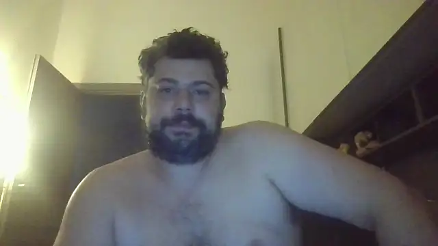 Snapshot of giuseppelovisi85 chatting on 10-05-25, 06:12 giuseppelovisi85 online show from 10-05-25, 06:12