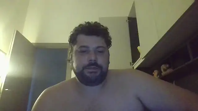 Snapshot of giuseppelovisi85 chatting on 10-18-25, 08:04 giuseppelovisi85 online show from 10-18-25, 08:04