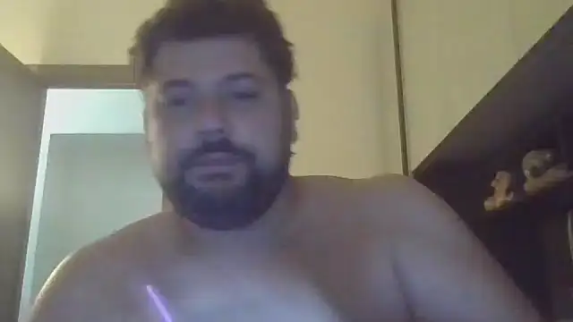 Snapshot of giuseppelovisi85 chatting on 10-19-25, 08:20 giuseppelovisi85 online show from 10-19-25, 08:20