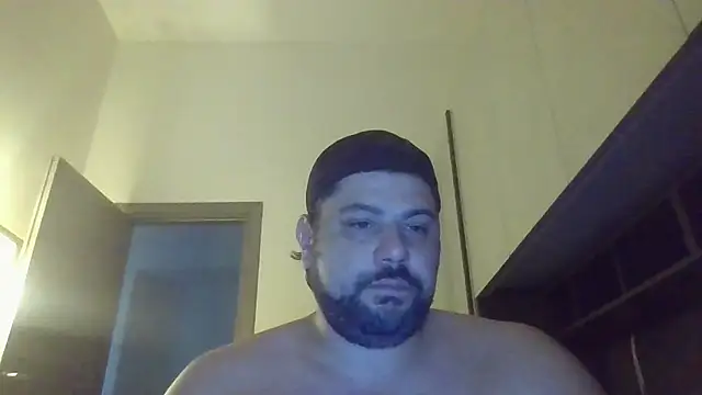 Snapshot of giuseppelovisi85 chatting on 10-20-25, 08:26 giuseppelovisi85 online show from 10-20-25, 08:26