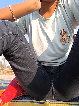 Antique-stickchart-couple online show from 11-07-25, 02:33