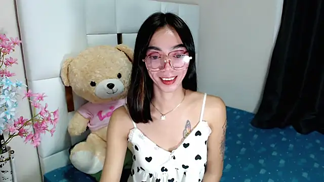 diamondnaked  online show from 09-08-25, 05:45