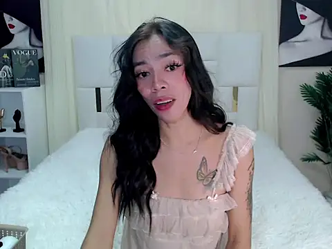 diamondnaked  online show from 02-02-26, 06:06