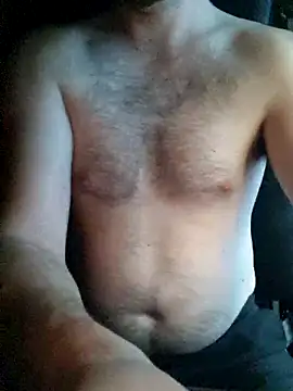 Snapshot of Brunbarbu98 chatting on 09-15-25, 05:24 Brunbarbu98 online show from 09-15-25, 05:24