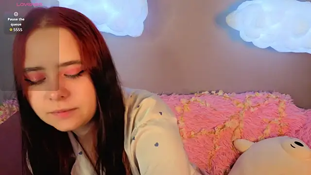 Alis Platt online show from 05-11-26, 01:00