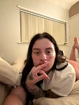 Victoriasteel online show from 10-23-25, 11:03