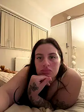 Victoriasteel online show from 11-04-25, 05:56