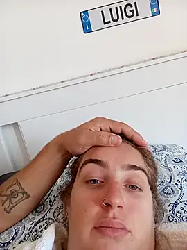 coppiaspagnaxx4 online show from 09-13-25, 12:27