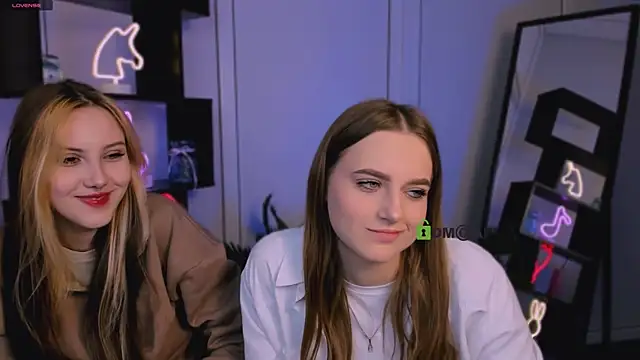 aria moo online show from 09-30-25, 08:41