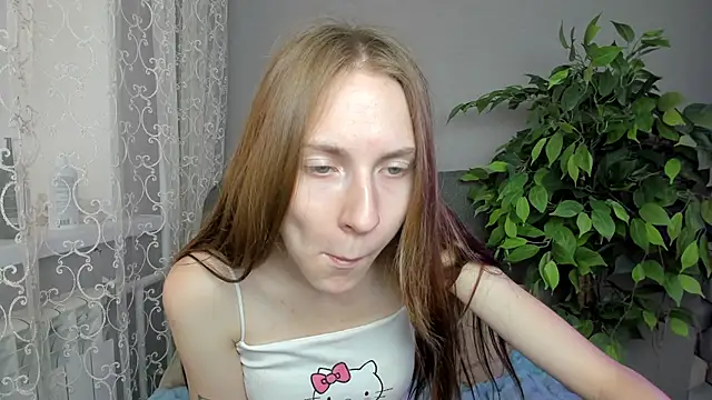 Snapshot of Kelly_Gerzikaa chatting on 09-21-25, 02:13 Kelly Gerzikaa online show from 09-21-25, 02:13