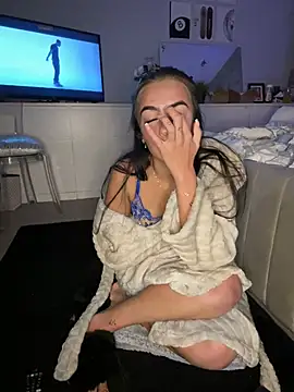 Snapshot of Spicy-Rosie20 chatting on 03-23-26, 04:49 Spicy-Rosie20 online show from 03-23-26, 04:49