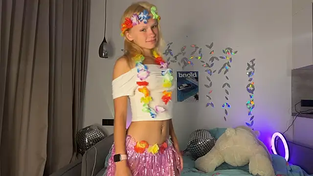 lxsundollyxl online show from 10-04-25, 03:15