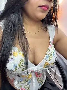 Snapshot of Riya-6969 chatting on 05-10-26, 02:22 Riya-6969 online show from 05-10-26, 02:22