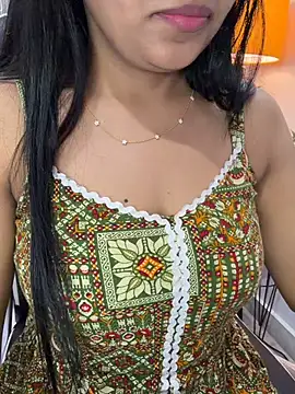 Snapshot of Riya-6969 chatting on 05-15-26, 03:30 Riya-6969 online show from 05-15-26, 03:30