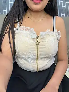 Riya-6969 online show from 06-23-26, 07:01