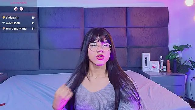 Slenna Moon online show from 01-15-26, 02:27