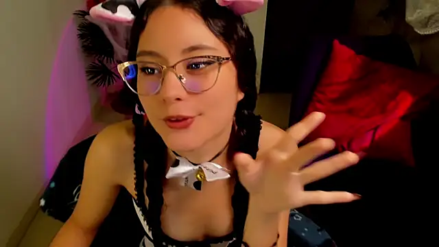 Krysten Riter online show from 10-15-25, 02:39