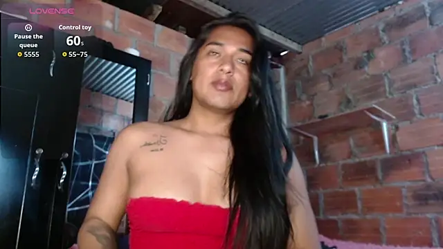  Diviine karoll  online show from 09-19-25, 05:24