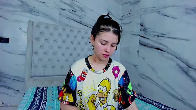 Ari and Storm online show from 10-09-25, 02:37