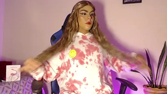 Antonella copper online show from 11-07-25, 03:17