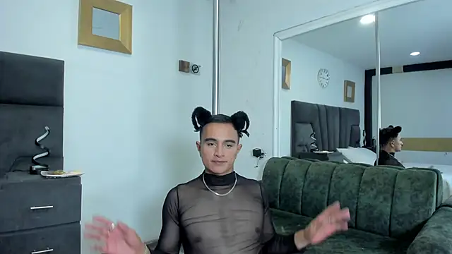 LiamDeep online show from 09-11-25, 10:10