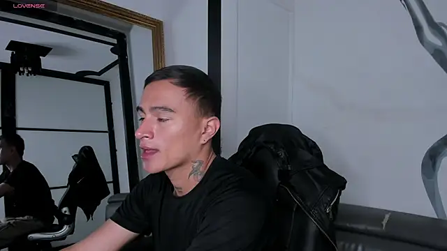 LiamDeep online show from 09-28-25, 04:12