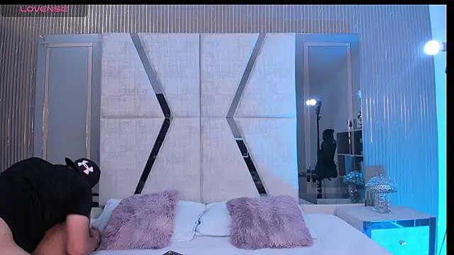 LiamDeep online show from 01-06-26, 09:07