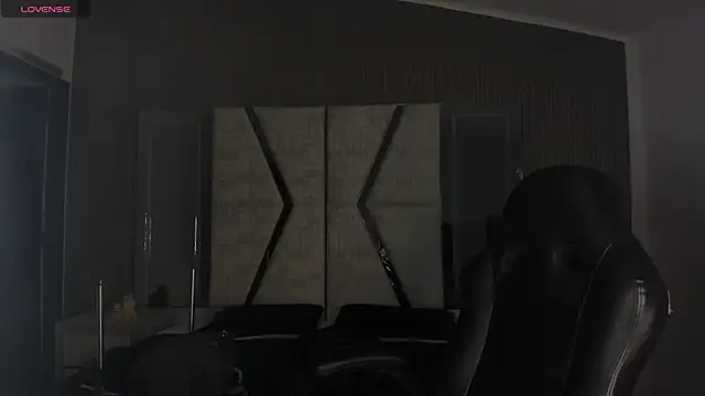 Snapshot of LiamDeep chatting on 02-19-26, 08:49 LiamDeep online show from 02-19-26, 08:49