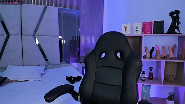 Snapshot of LiamDeep chatting on 02-27-26, 08:09 LiamDeep online show from 02-27-26, 08:09