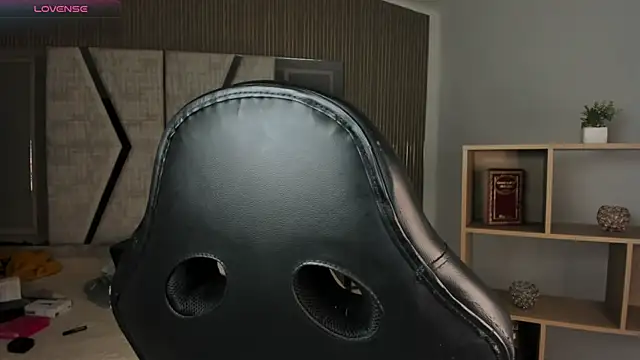 Snapshot of LiamDeep chatting on 02-28-26, 08:21 LiamDeep online show from 02-28-26, 08:21