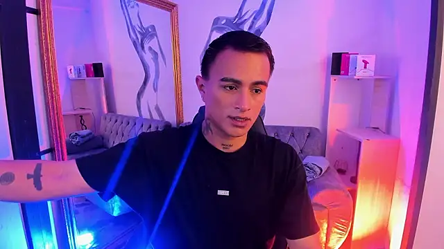 Snapshot of LiamDeep chatting on 03-14-26, 10:15 LiamDeep online show from 03-14-26, 10:15