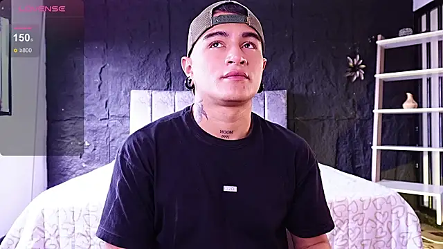 LiamDeep online show from 07-12-26, 08:11