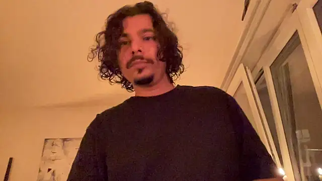 Snapshot of daddyvibes chatting on 10-07-25, 07:44 daddyvibes online show from 10-07-25, 07:44